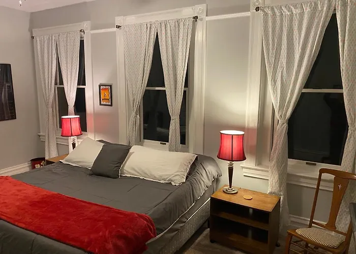 Northside Victorian Bed & Bagels