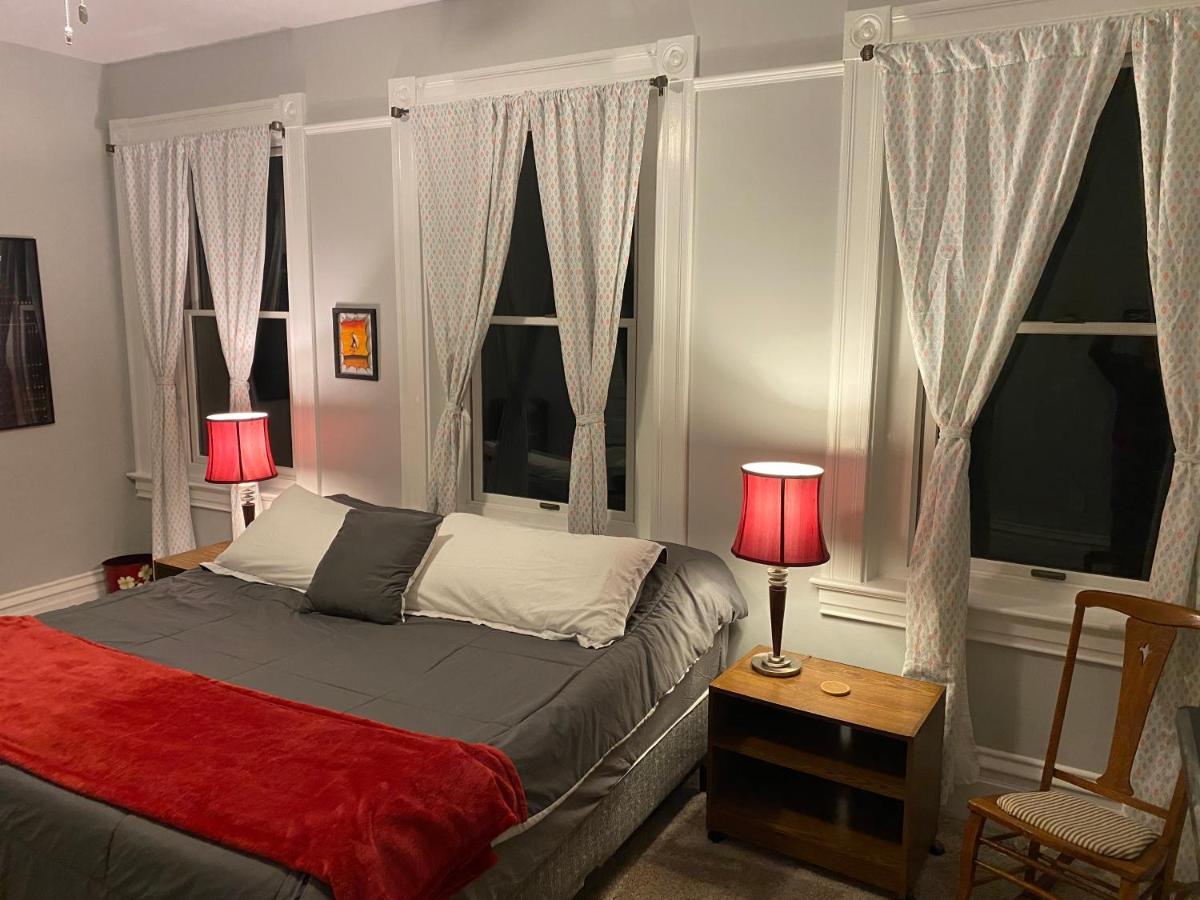 Northside Victorian Bed & Bagels Bed and breakfast